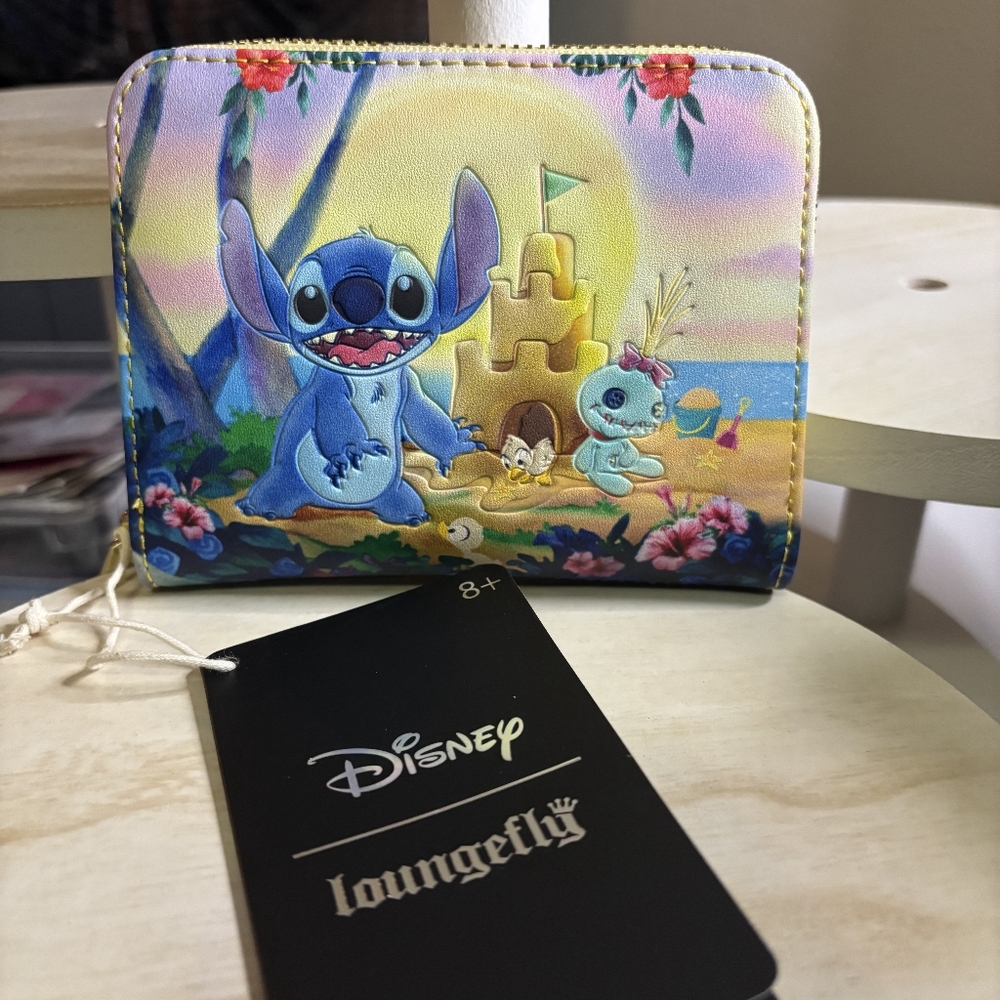 Loungefly Disney Stitch Sandcastle Wallet